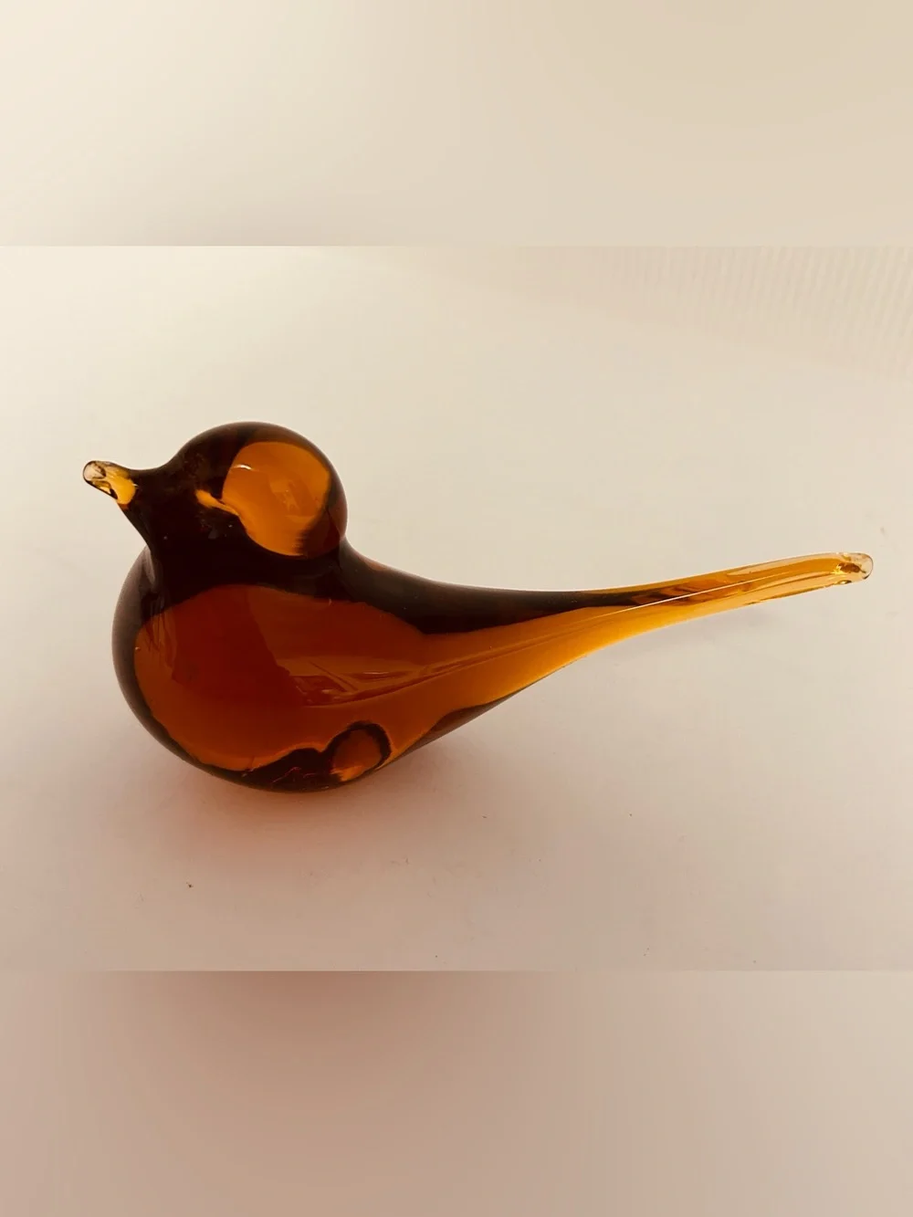 Vintage Pilgrim? Handblown Art Glass Long Tail Amber Bird Figurine Paperweight